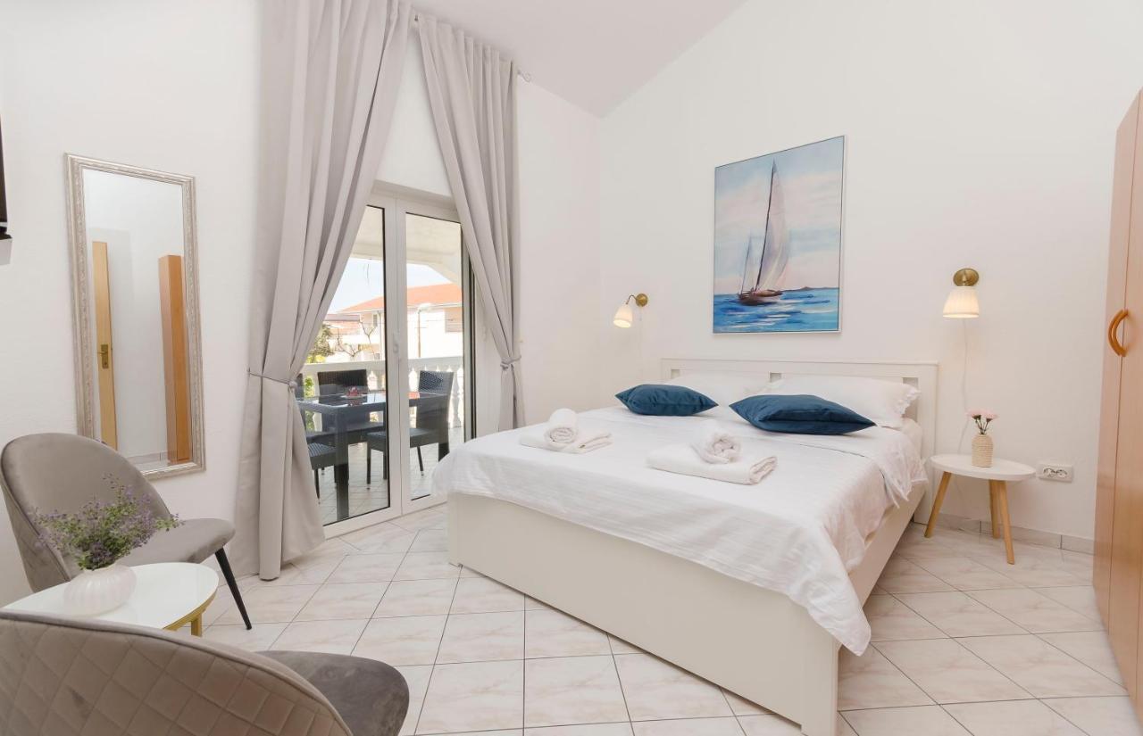 Apartments Anton ヴォディツェ エクステリア 写真