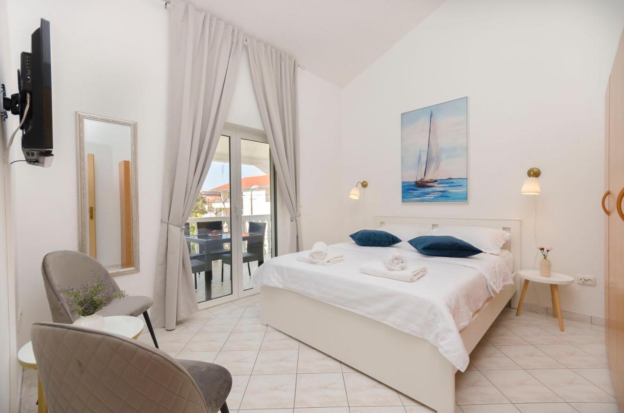 Apartments Anton ヴォディツェ エクステリア 写真